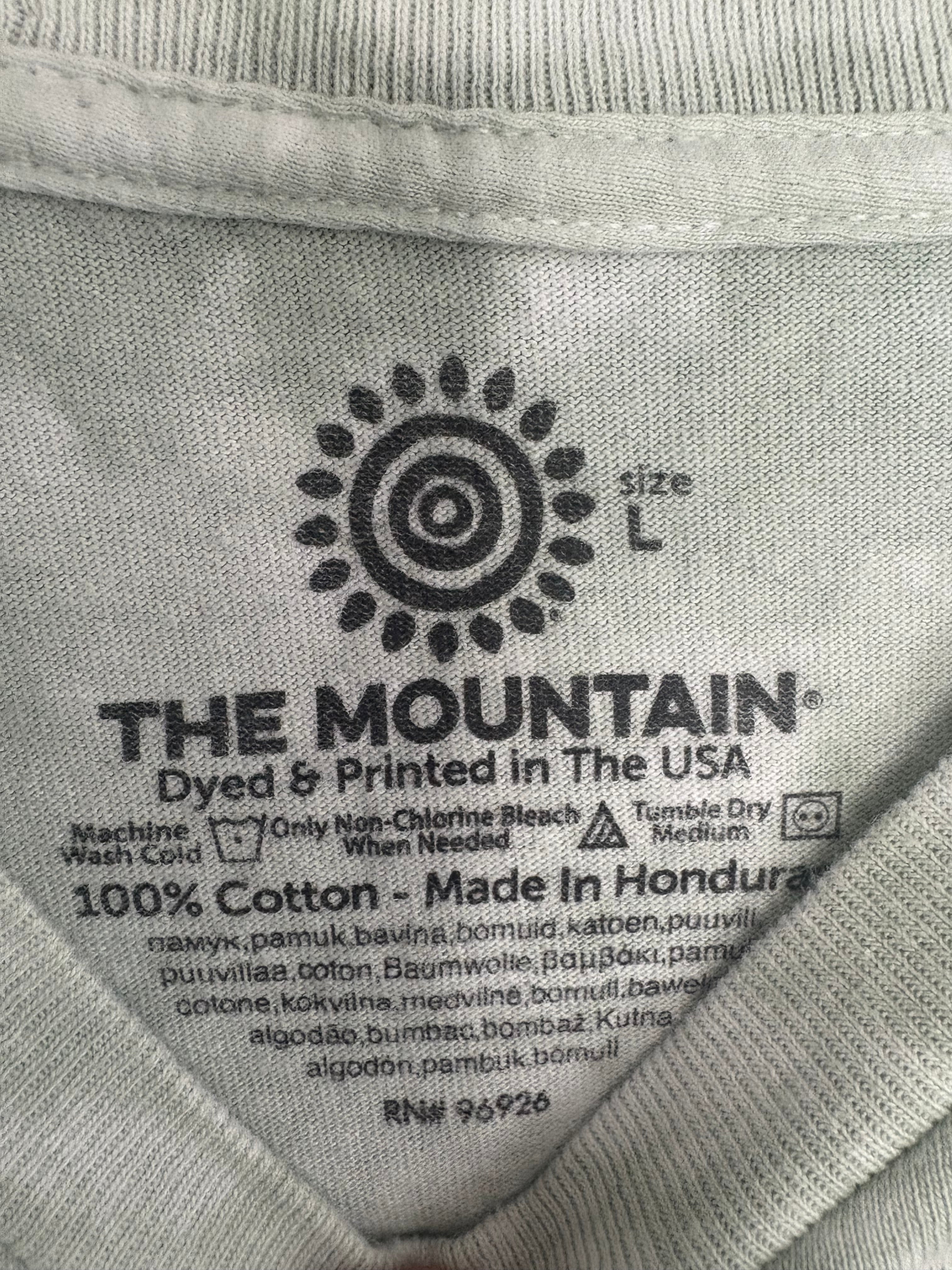 Cats & Flowers The Mountain T-Shirt