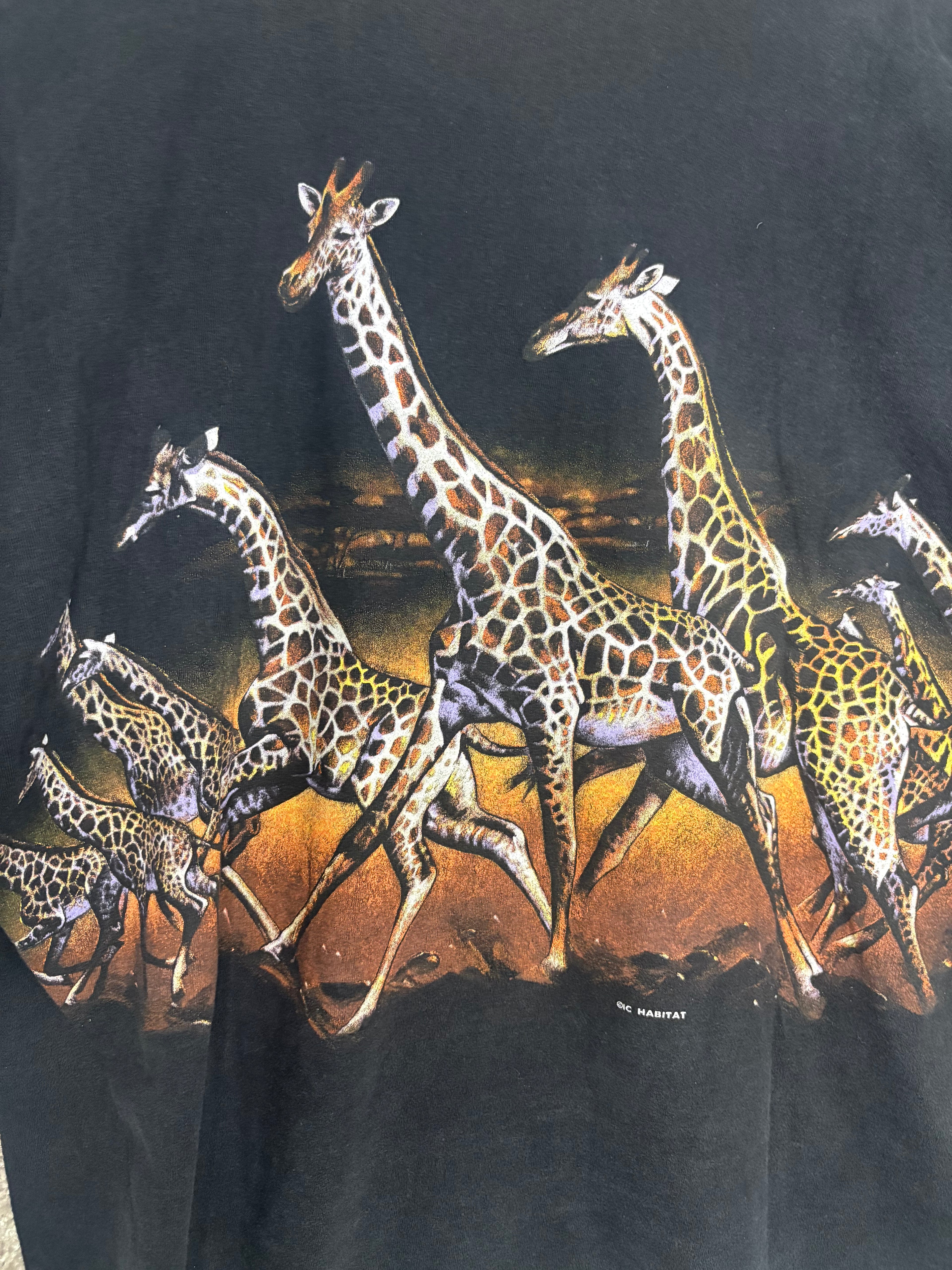 Giraffe Vintage 90's Wrap Around Habitat T-Shirt