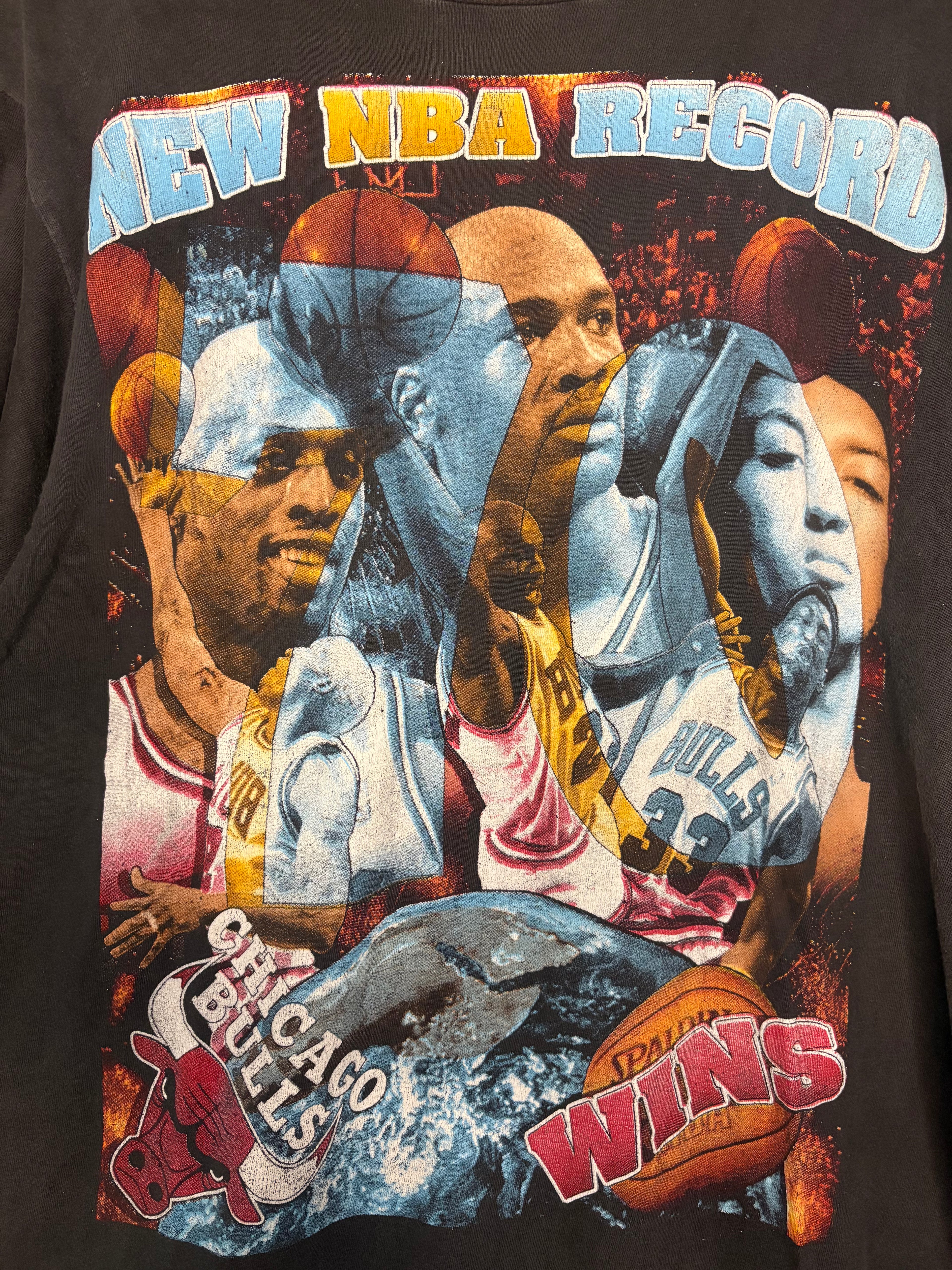 Chicago Bulls 1996 NBA Win Records Rap T-Shirt